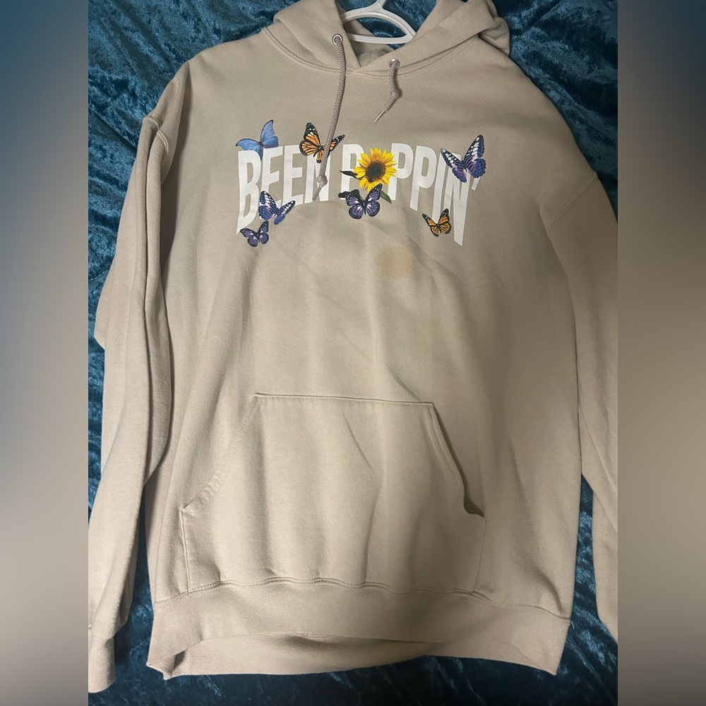 Fashion Nova “Been Poppin” Large Hoodie